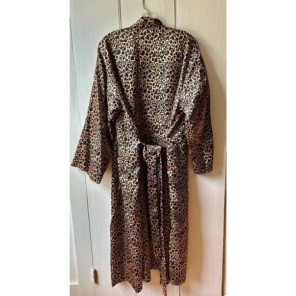 Bloomingdale's leopard print robe one size long kimono style belted silky - Picture 13 of 16
